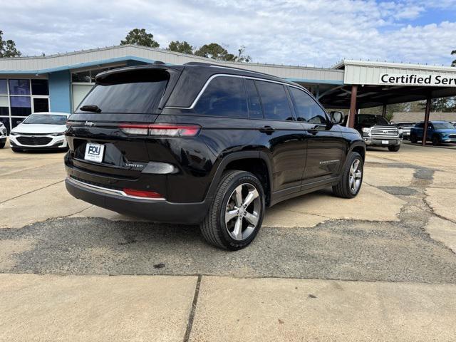 used 2022 Jeep Grand Cherokee car, priced at $33,414