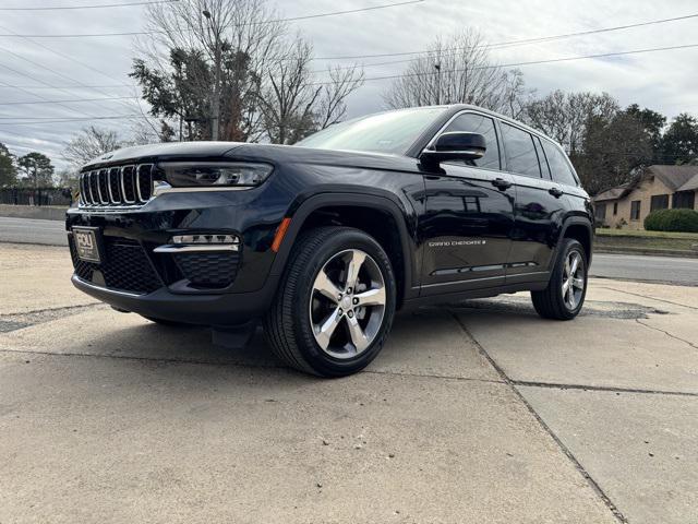 used 2022 Jeep Grand Cherokee car, priced at $33,414