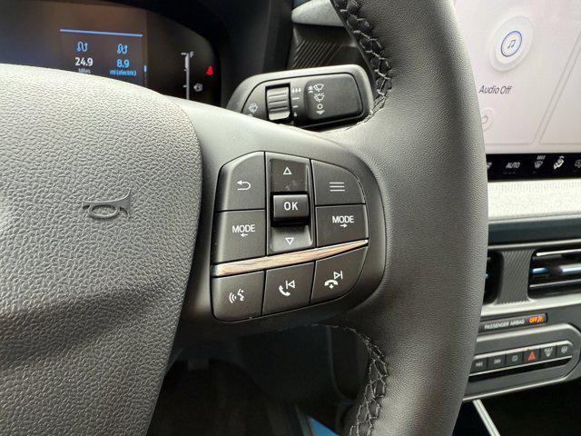 new 2025 Ford Maverick car, priced at $35,025