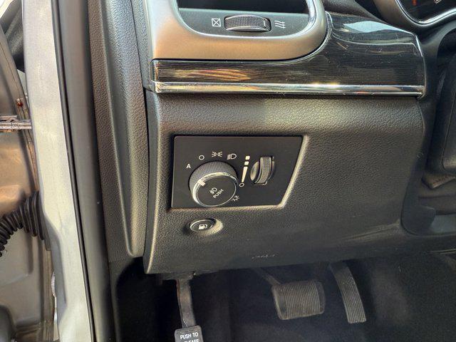 used 2018 Jeep Grand Cherokee car, priced at $22,387