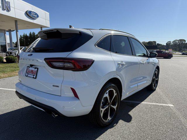 new 2025 Ford Escape car, priced at $35,697