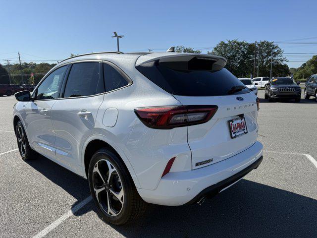 new 2025 Ford Escape car, priced at $35,697