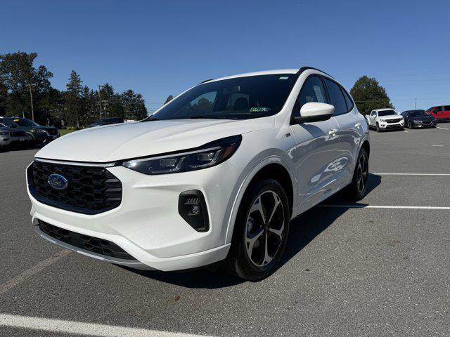 new 2025 Ford Escape car, priced at $35,697