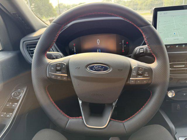 new 2025 Ford Escape car, priced at $33,647