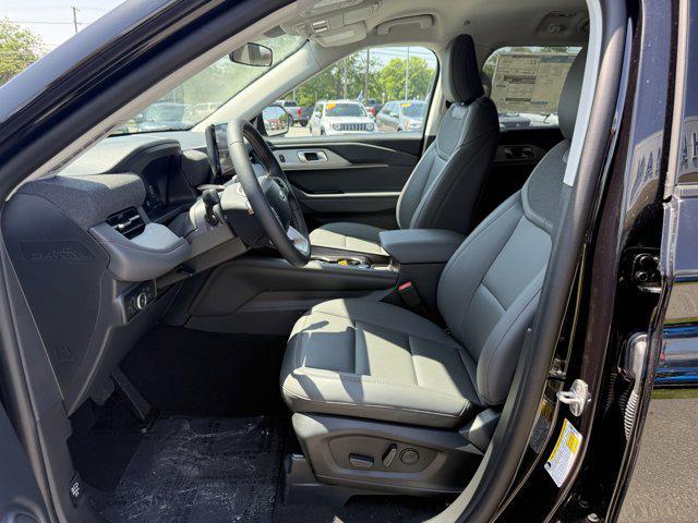 new 2025 Ford Explorer car, priced at $44,703