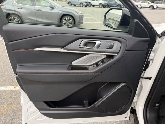 new 2025 Ford Explorer car, priced at $61,155