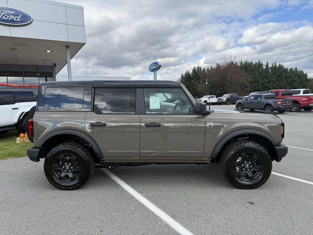 new 2025 Ford Bronco car, priced at $47,895