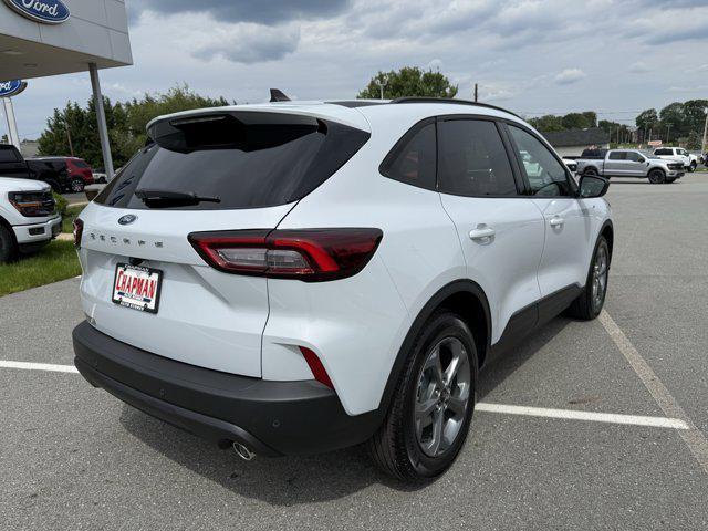 new 2025 Ford Escape car, priced at $30,341