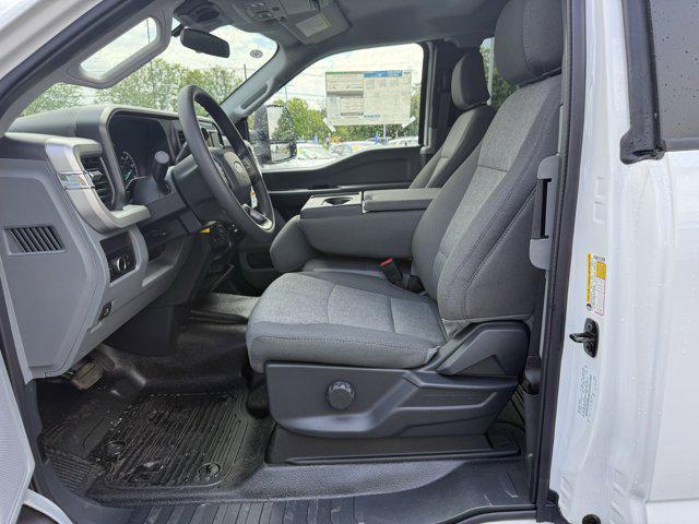 new 2025 Ford F-250 car, priced at $54,245
