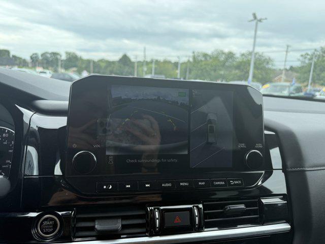 used 2022 Nissan Pathfinder car, priced at $30,587