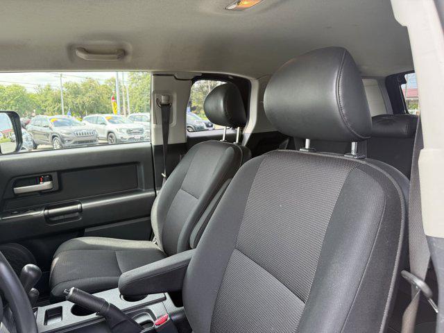 used 2007 Toyota FJ Cruiser car, priced at $14,787