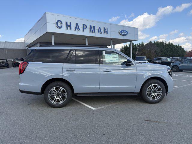 new 2025 Ford Expedition car, priced at $72,189