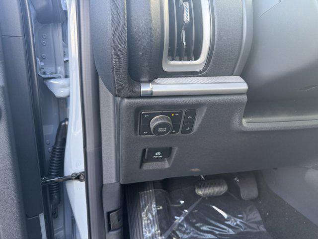 new 2025 Ford Expedition car, priced at $72,189