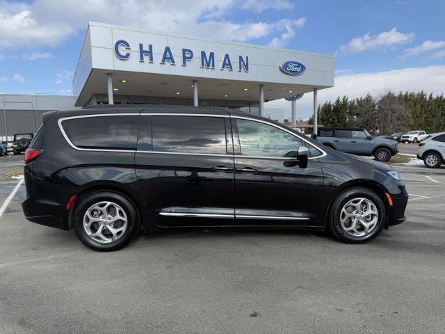 used 2022 Chrysler Pacifica car, priced at $23,787