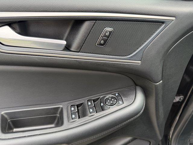 used 2024 Ford Edge car, priced at $22,487