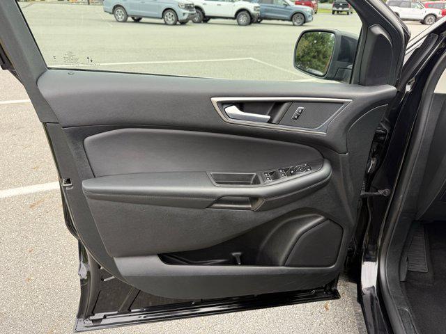 used 2024 Ford Edge car, priced at $22,487