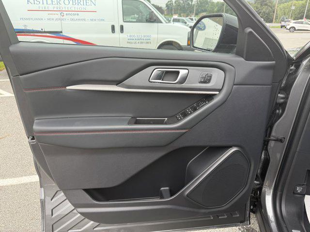 new 2025 Ford Explorer car, priced at $49,604