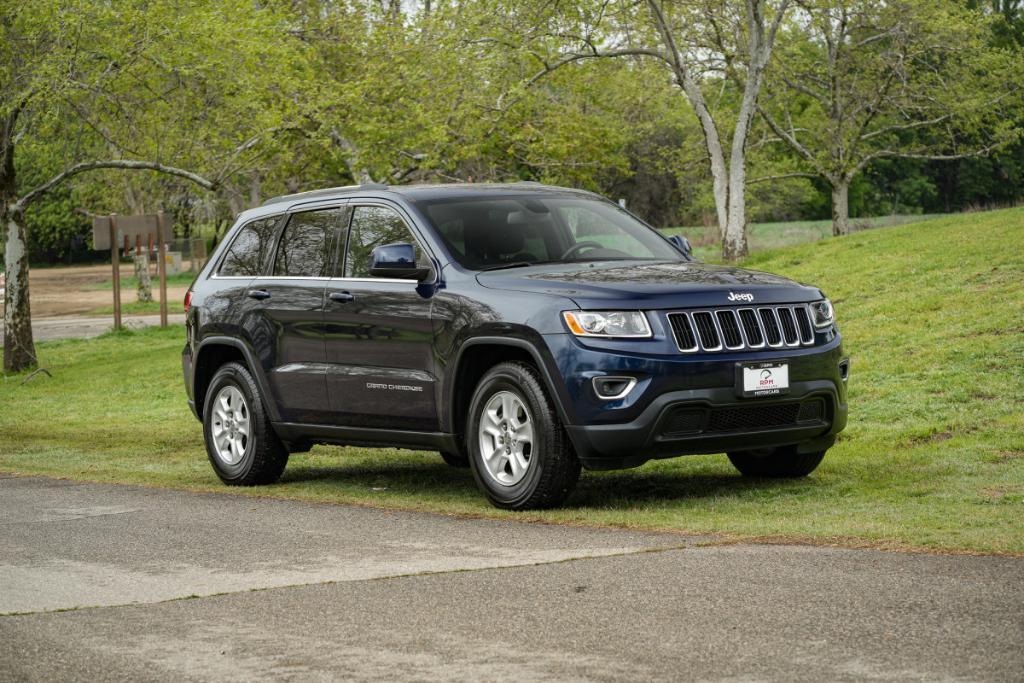 used 2015 Jeep Grand Cherokee car, priced at $13,980