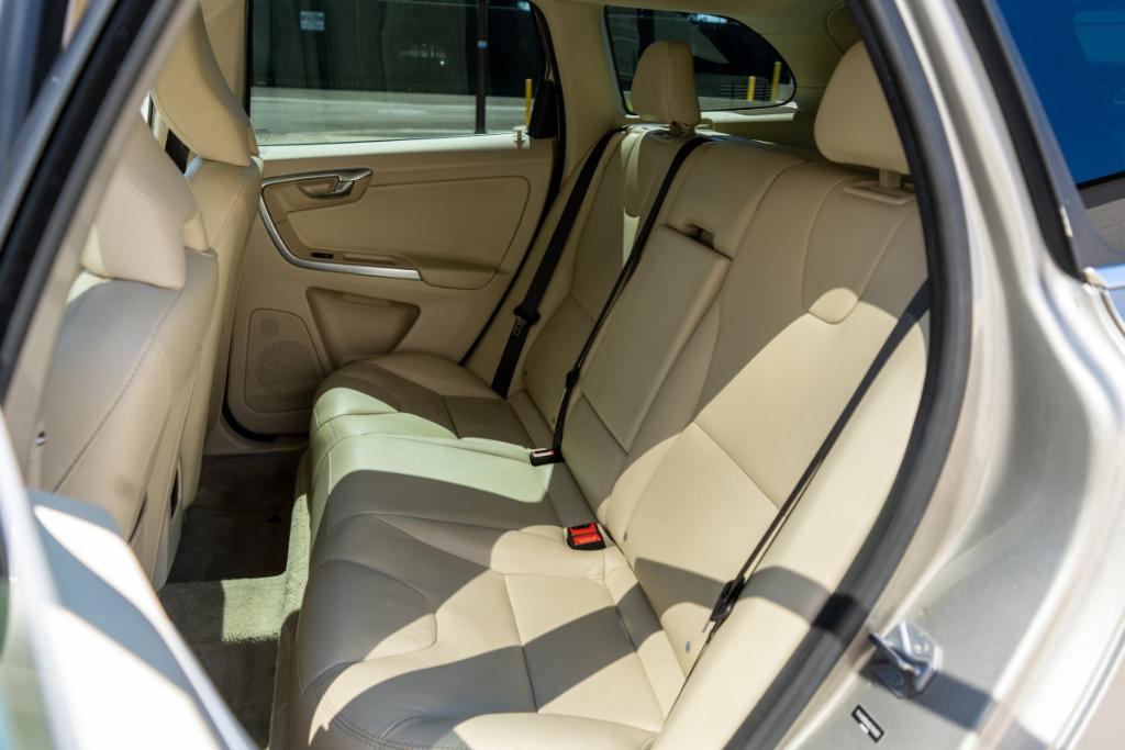 used 2016 Volvo XC60 car, priced at $13,980