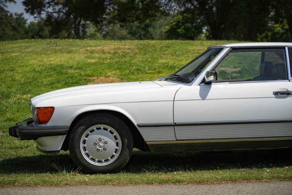 used 1988 Mercedes-Benz SL-Class car, priced at $22,980