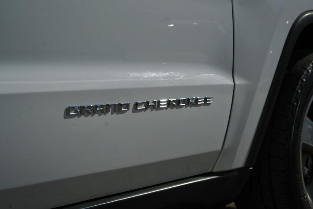 used 2015 Jeep Grand Cherokee car, priced at $13,980