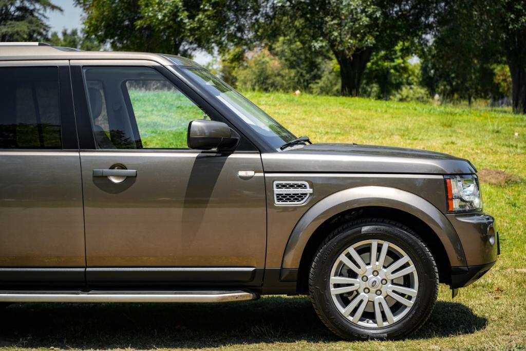 used 2011 Land Rover LR4 car, priced at $13,480