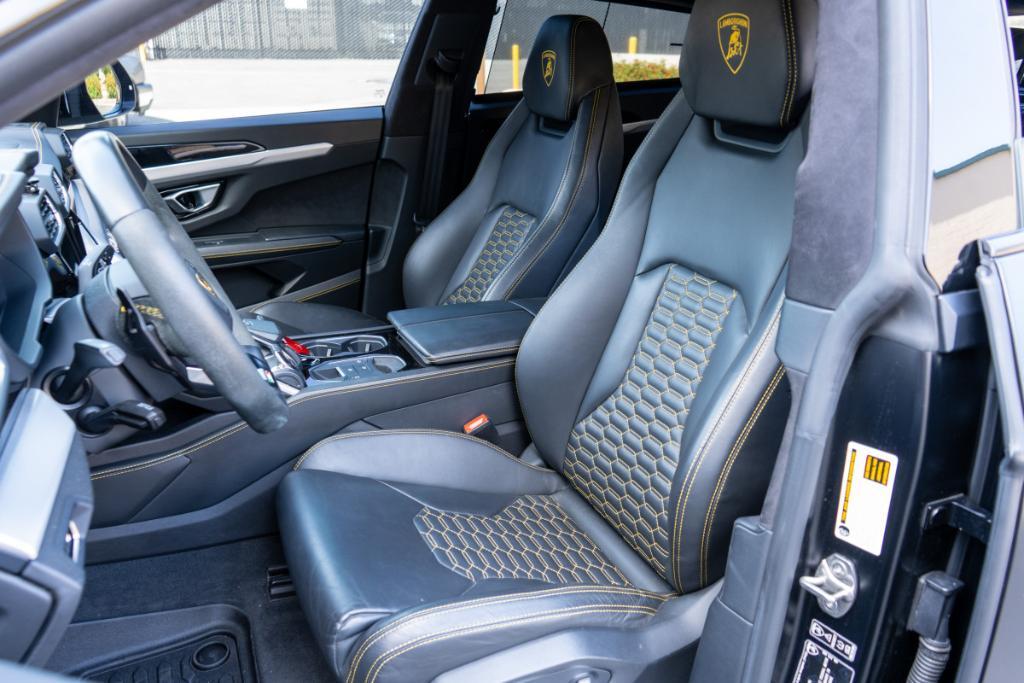 used 2021 Lamborghini Urus car, priced at $189,980