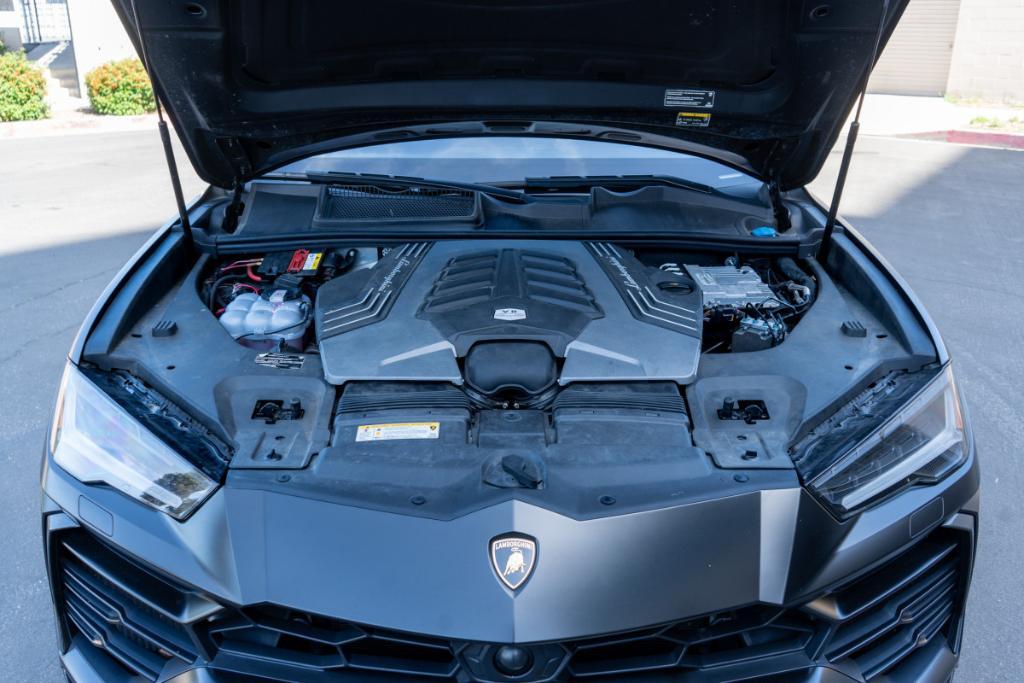 used 2021 Lamborghini Urus car, priced at $189,980
