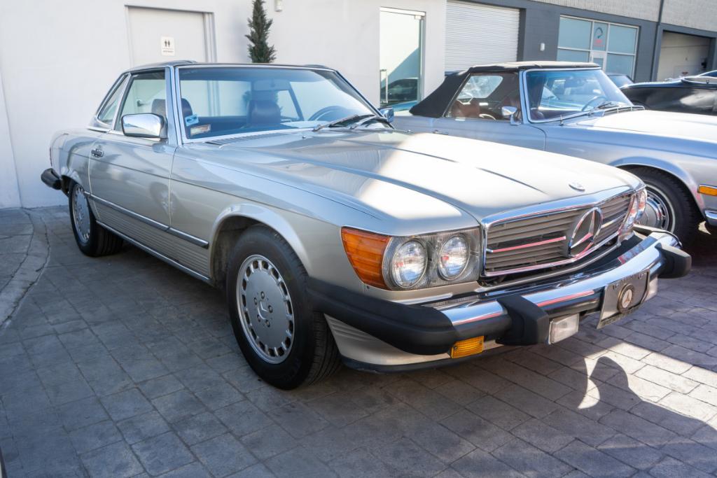 used 1986 Mercedes-Benz SL-Class car, priced at $19,980