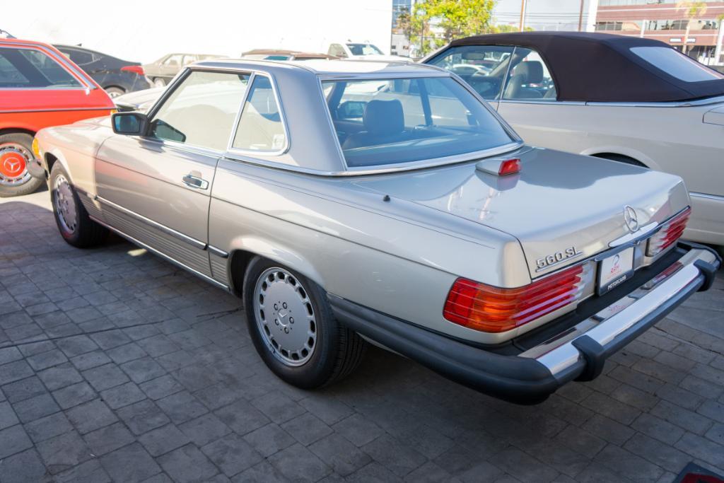 used 1986 Mercedes-Benz SL-Class car, priced at $19,980