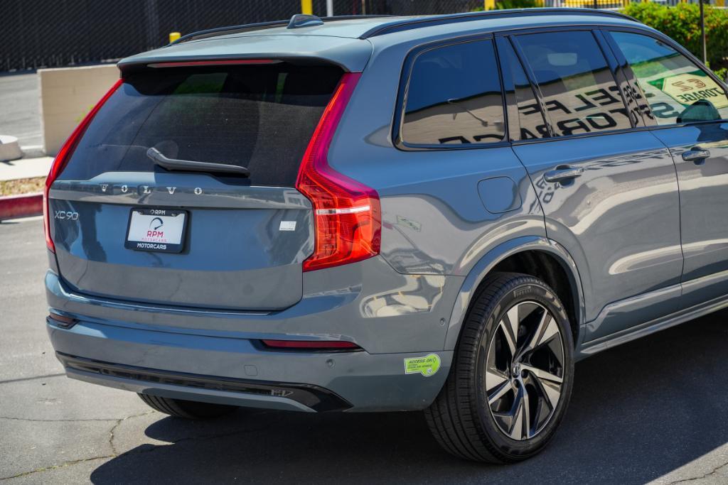 used 2023 Volvo XC90 Recharge Plug-In Hybrid car