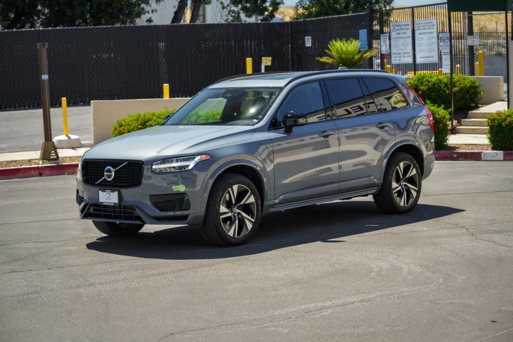 used 2023 Volvo XC90 Recharge Plug-In Hybrid car