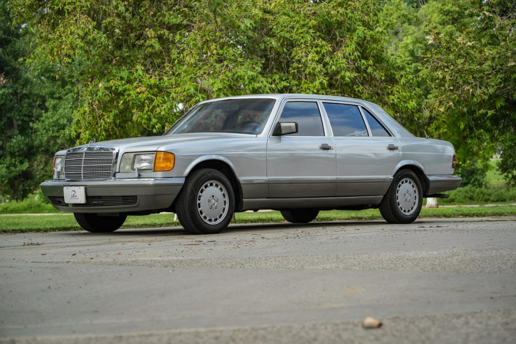 used 1987 Mercedes-Benz S-Class car, priced at $10,980