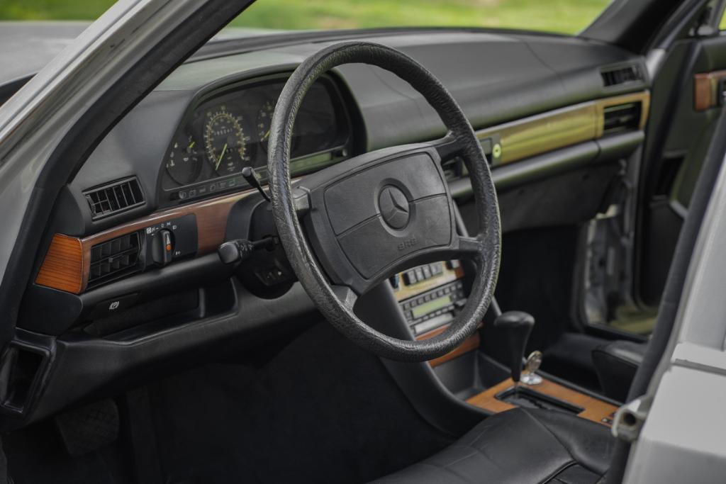 used 1987 Mercedes-Benz S-Class car, priced at $10,980
