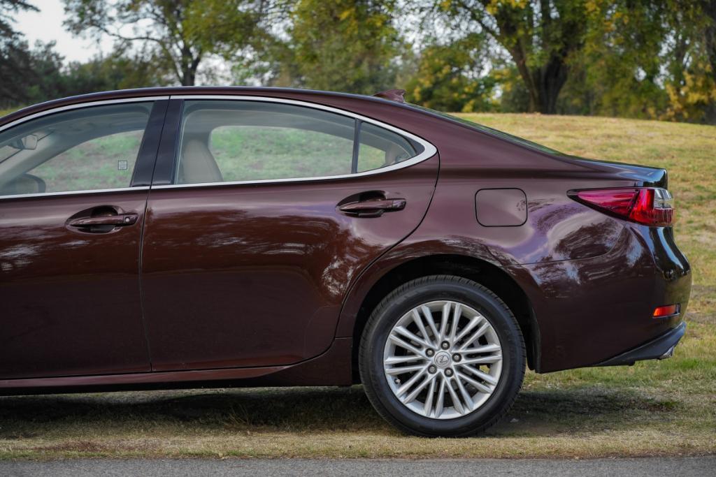 used 2016 Lexus ES 350 car, priced at $25,980