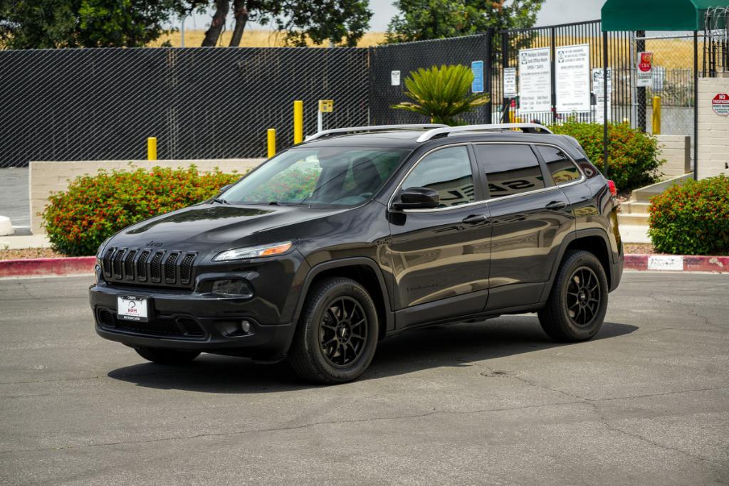 used 2015 Jeep Cherokee car