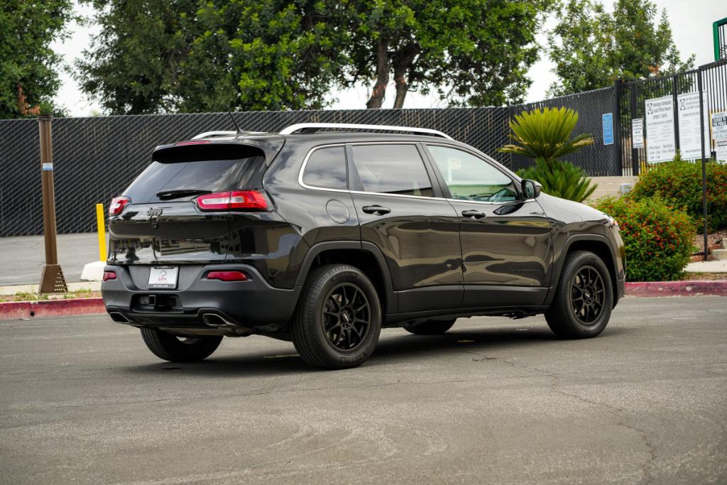 used 2015 Jeep Cherokee car