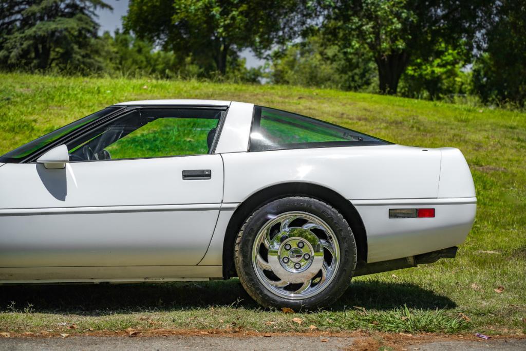 used 1993 Chevrolet Corvette car, priced at $13,980