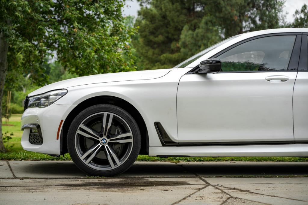 used 2019 BMW 740 car