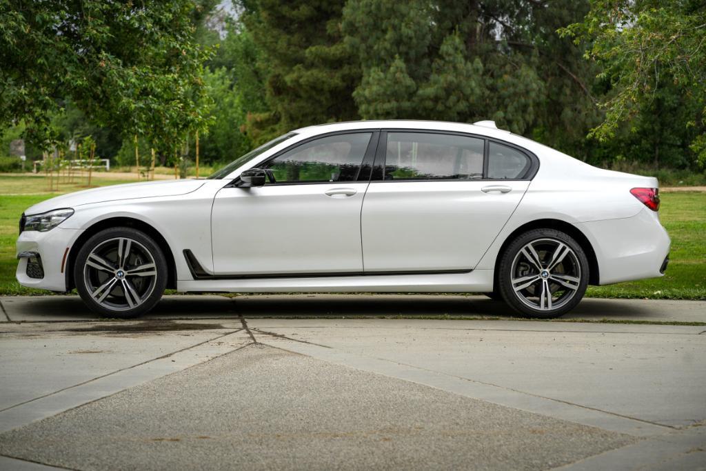 used 2019 BMW 740 car