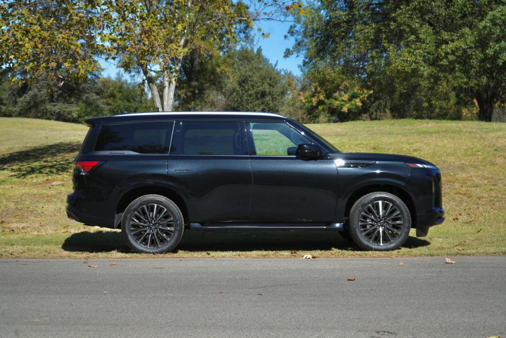 used 2025 INFINITI QX80 car, priced at $108,980