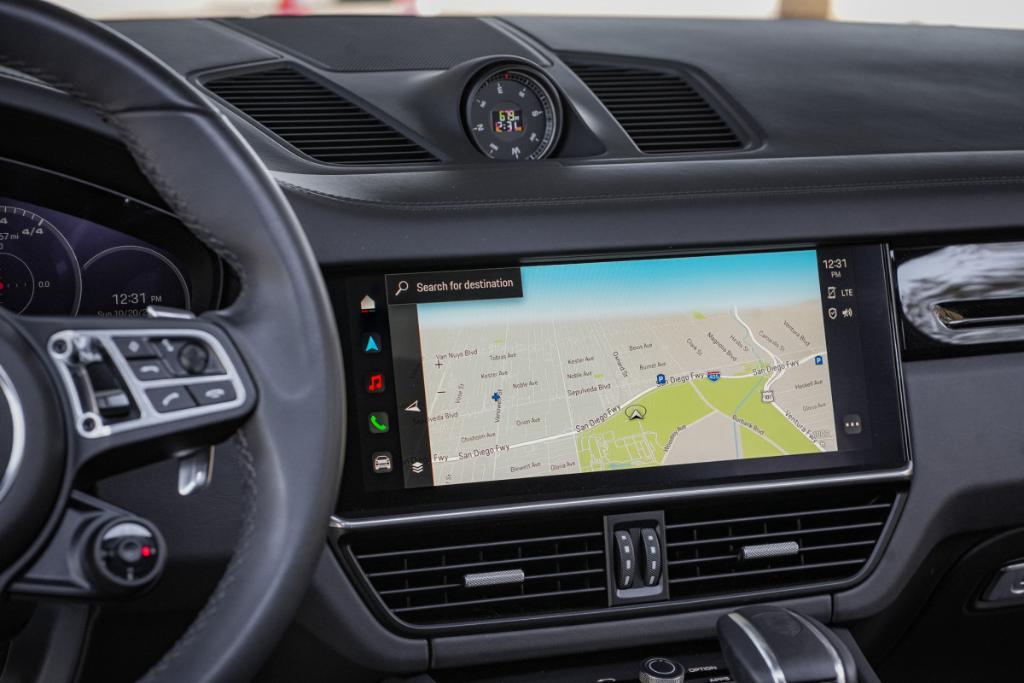 used 2023 Porsche Cayenne E-Hybrid car, priced at $134,980