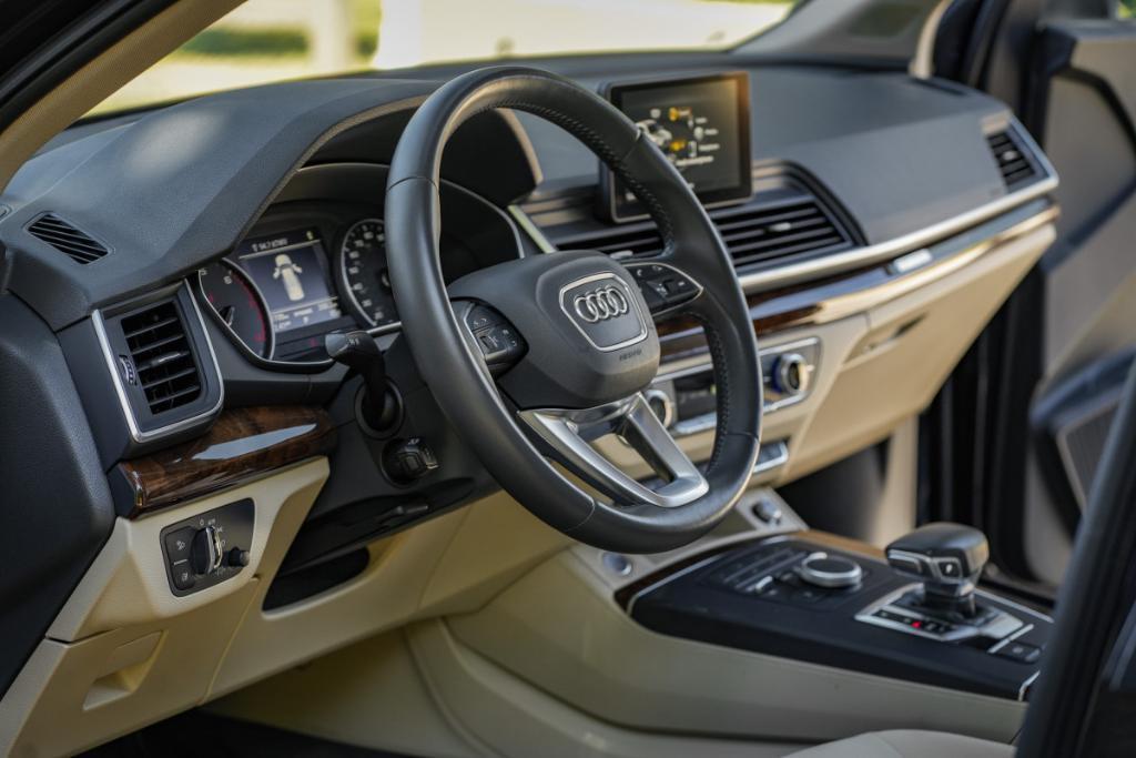used 2018 Audi Q5 car, priced at $14,980