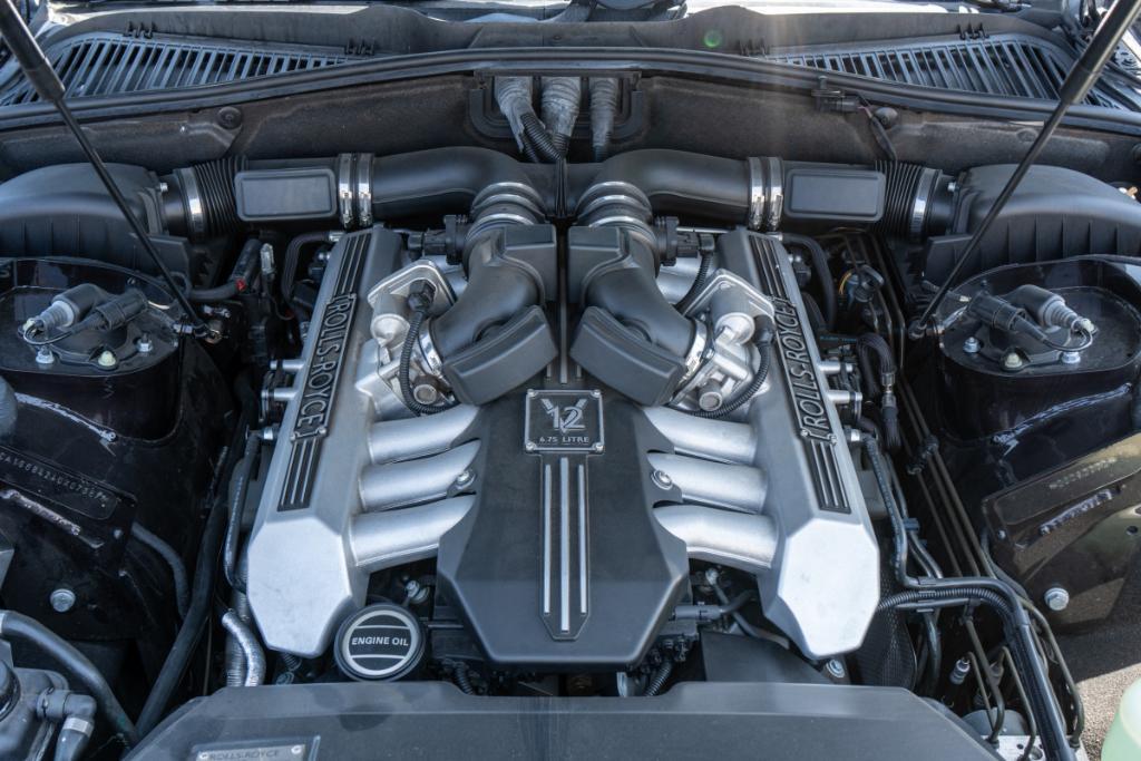used 2004 Rolls-Royce Phantom VI car, priced at $89,980
