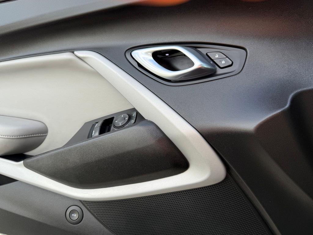 used 2019 Chevrolet Camaro car