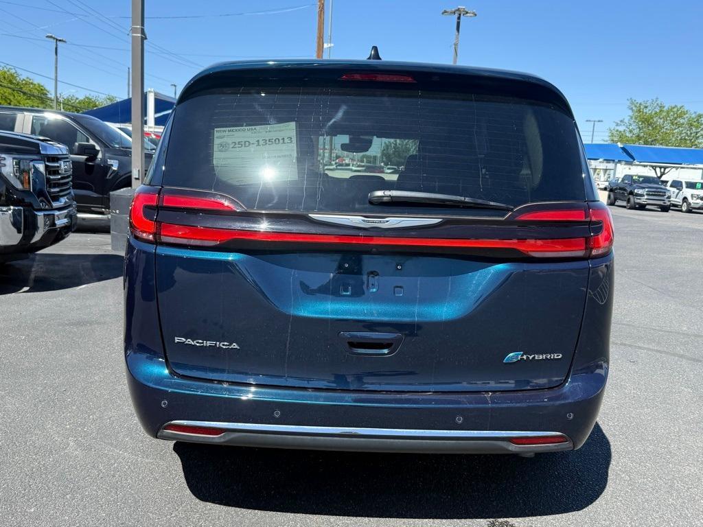used 2023 Chrysler Pacifica Hybrid car, priced at $30,941