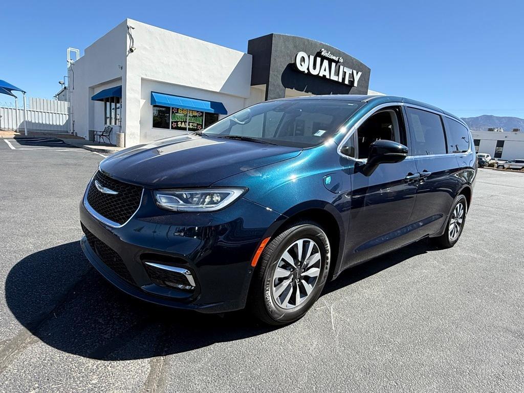 used 2023 Chrysler Pacifica Hybrid car, priced at $30,941