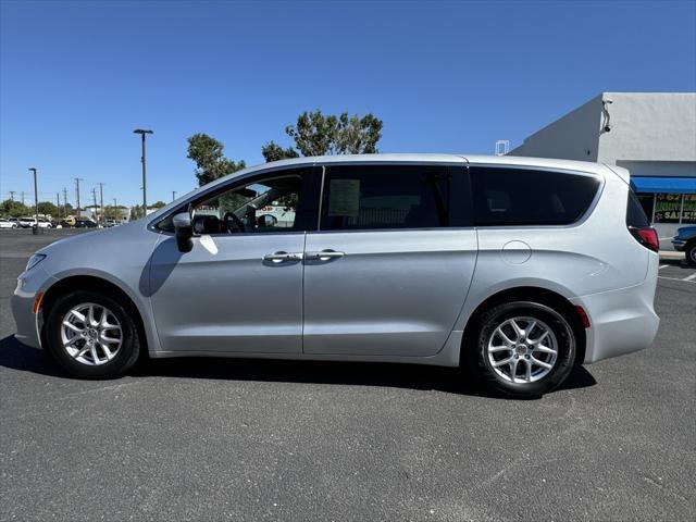 used 2023 Chrysler Pacifica car, priced at $35,498