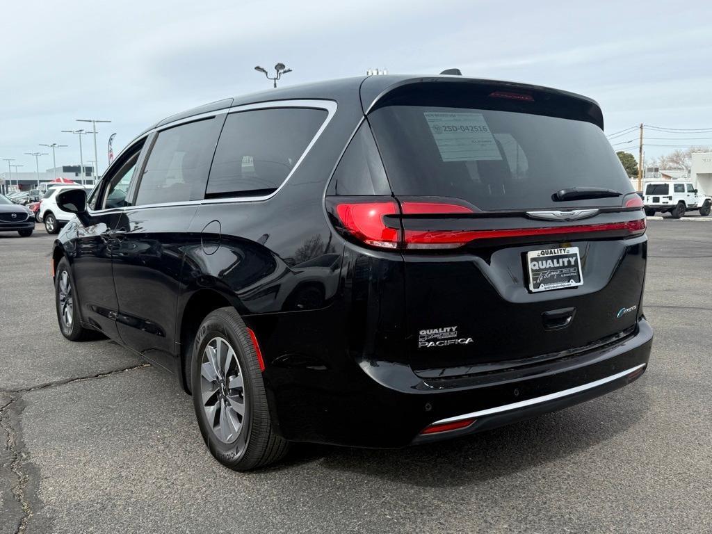 used 2023 Chrysler Pacifica Hybrid car, priced at $34,285