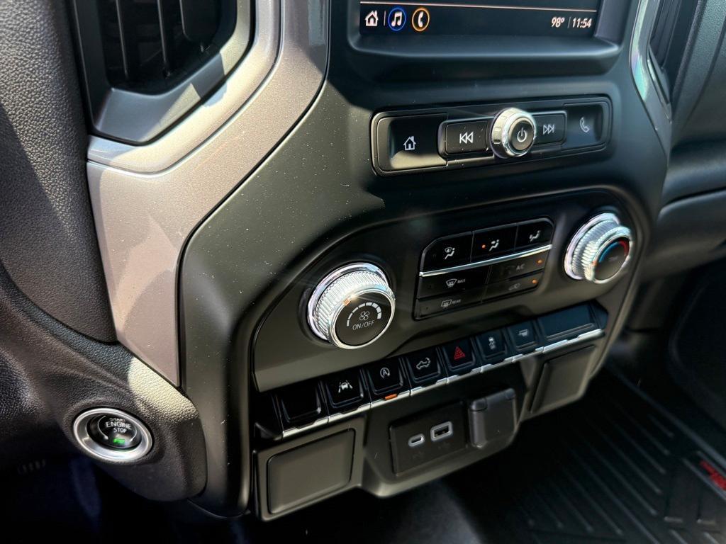 used 2023 GMC Sierra 1500 car, priced at $42,520